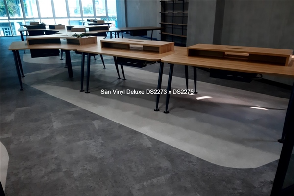 Công Trình Văn Phòng Upstar (205M2), Sàn Vinyl Deluxe DS2273, DS227,  AW8334